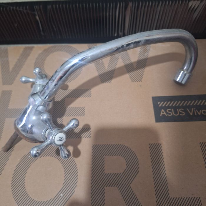 Продам смиситель 3500тг