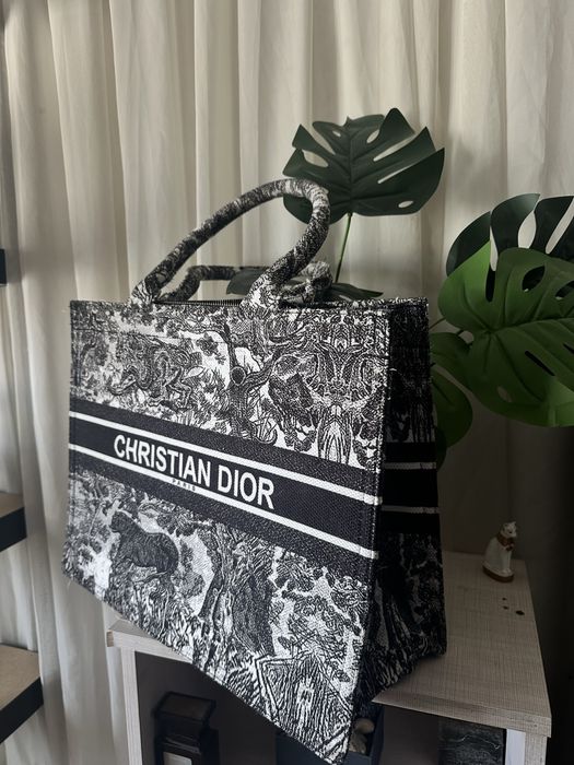 Geanta christian dior