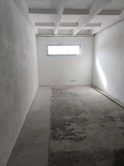 inchirierehale.ro 60-590 m2