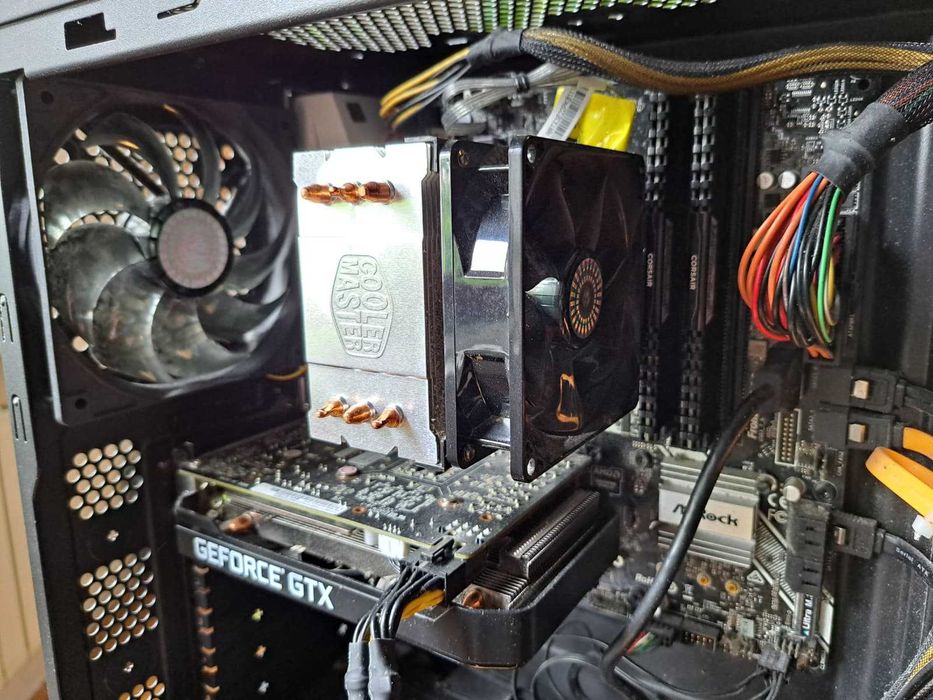 Геймърски компютър – GTX 1660 Ti 6GB / i5-7600K / 16GB RAM – Отлично състояние
