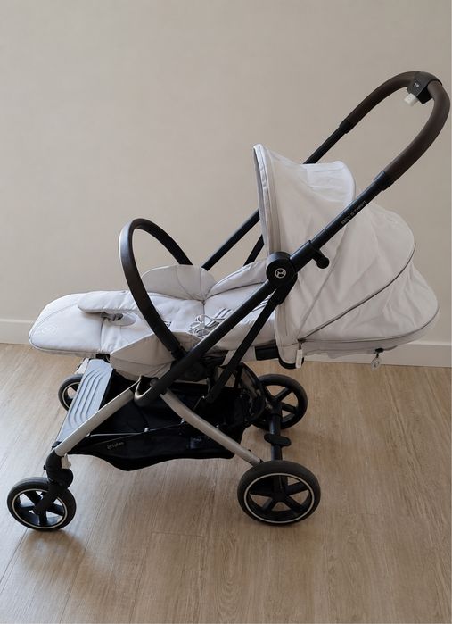 Cybex Eezy twist +2