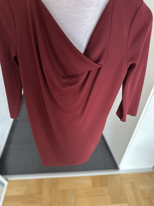 Нова Рокля COS в страхотен цвят