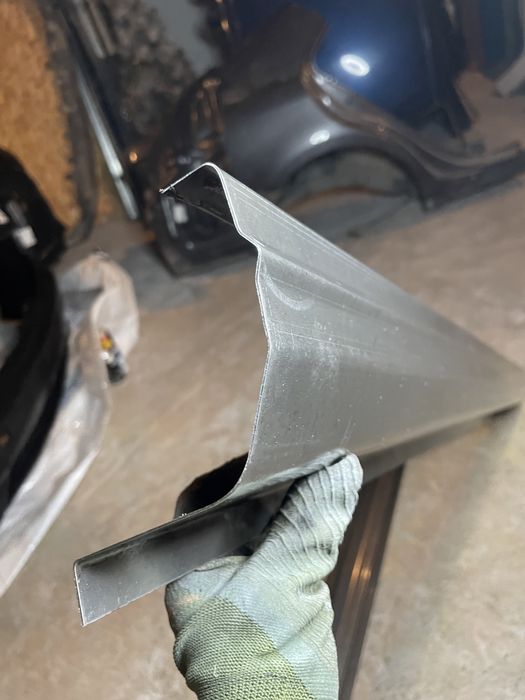 Порог Тойота Марк 2 (90 кузов) Toyota Mark 2 (JZX90)