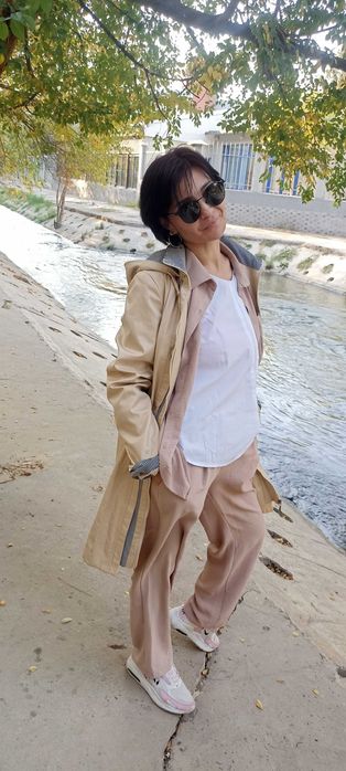 Стильная Куртка -весна осень