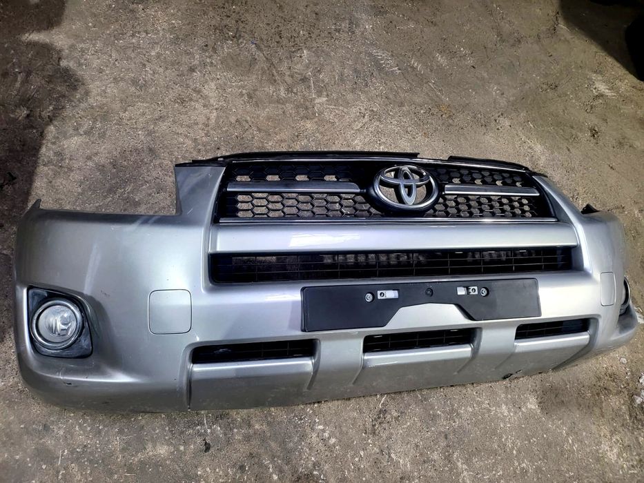 Бампер Toyota RAV 4