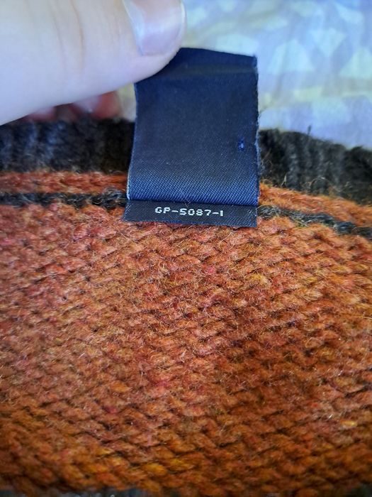 Pulover GAP (nu stussy,evisu,ed hardy,true religion,dickies,carhartt)