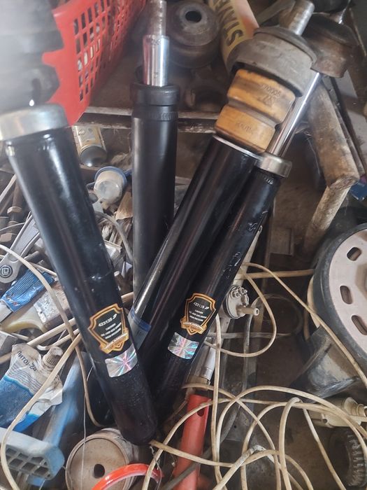 Задние амортизаторы ауди с4