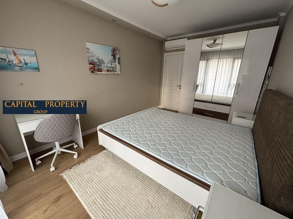 Дава се под наем Тристаен апартамент в Варна, Център - 95 кв.м за 1200 € - Снимка #7