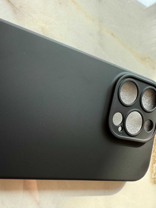 Чисто нов кейс за iPhone 15 Pro JETech