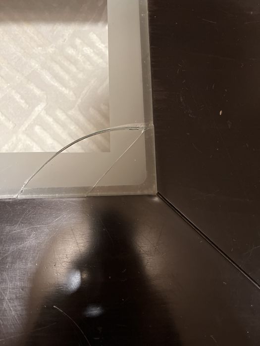 Холна маса масив подарявам