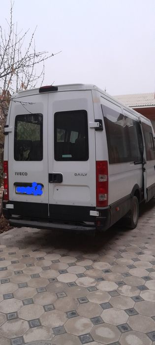Микроавтобус Ивеко дейли