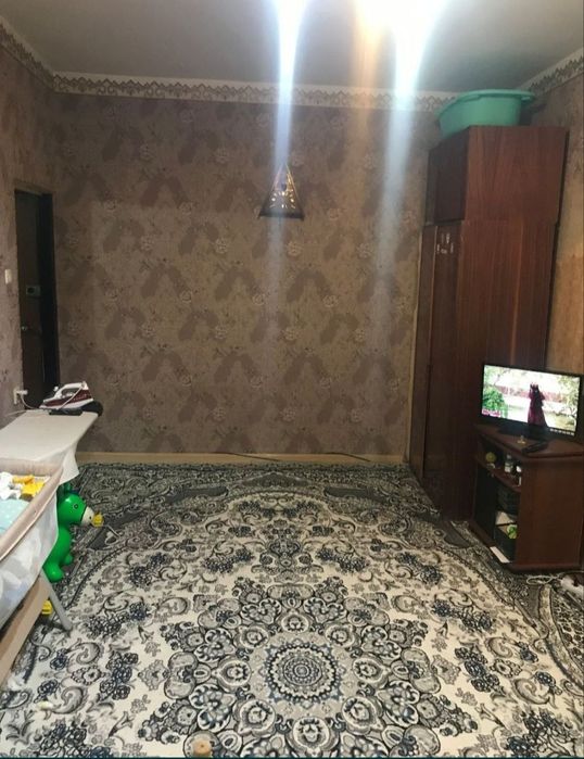 Аренда Юнусабад  8кв 1ком переделана в 2х ком