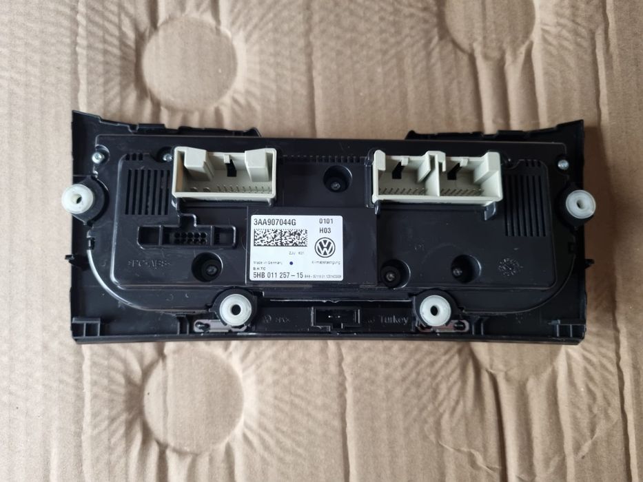 Panou clima Gen3 Webasto parbriz Passat B7 CC