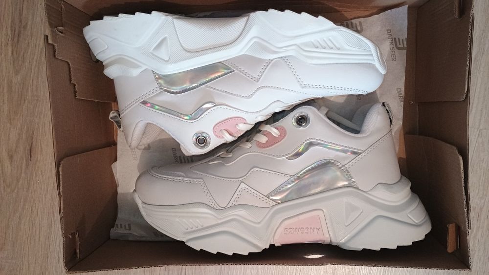 Adidași  talpa groasa