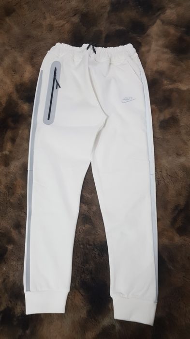 Trening Nike Tech unisex, măsura 152