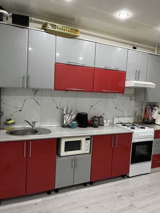 Кухонный гарнитур б/у