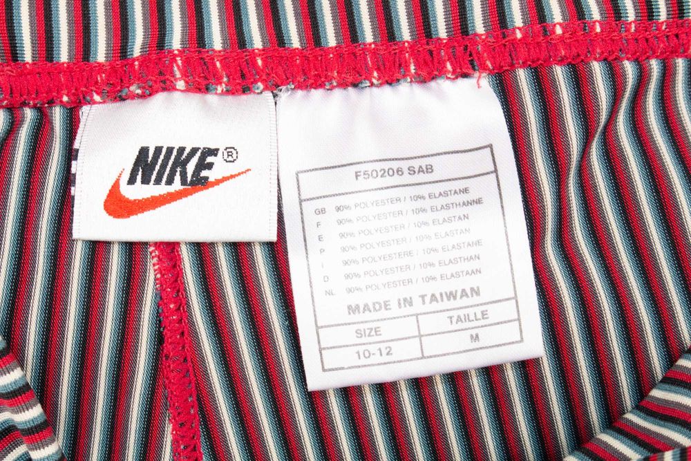 Nike оригинален дамски къс клин на райета висока талия винтидж М