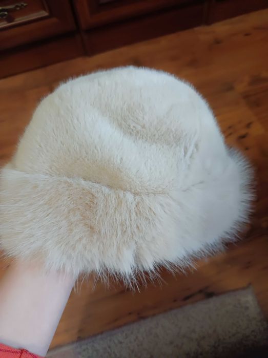 Căciulă blana artificiala dama