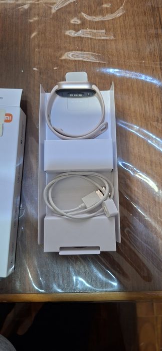 Срочно продаётся XIAOMI SMART BAND 10