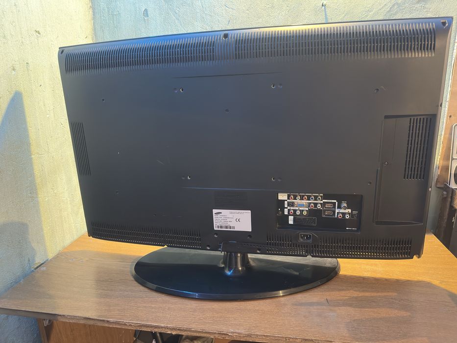 Телевизор самсунг