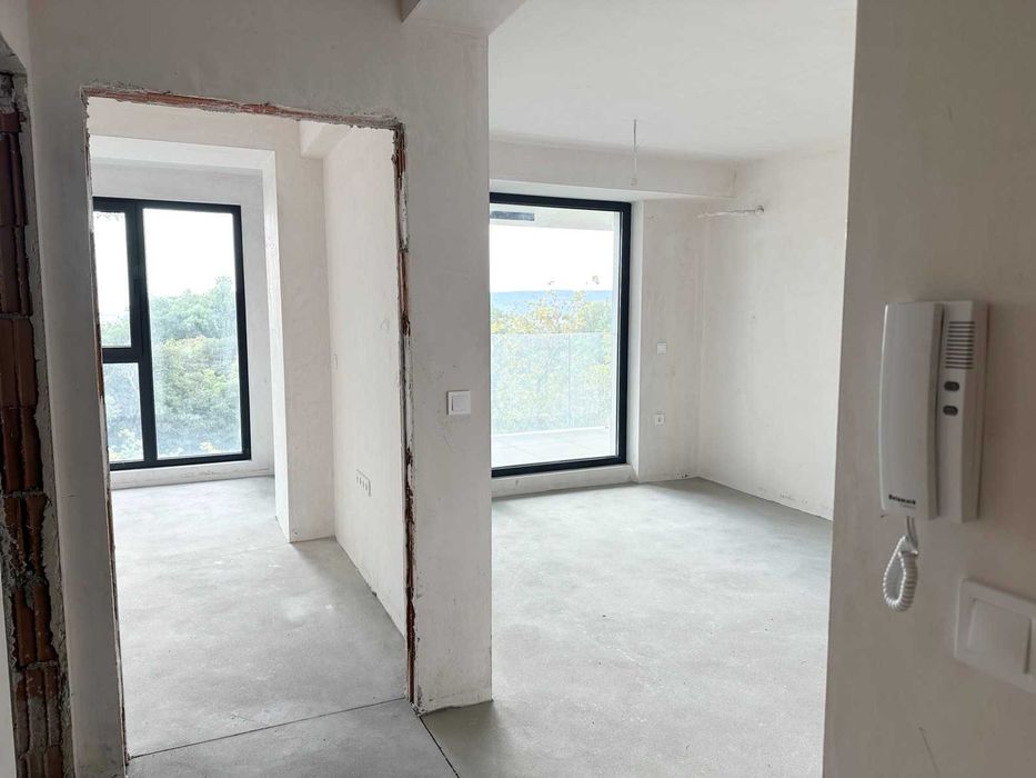 Дава се под наем Офис в Варна, ВИНС - 50 кв.м за 150000 € - Снимка #9