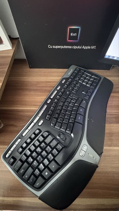 Microsoft Natural Ergonomic Keyboard 4000 v1.0