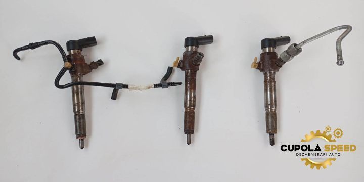 Injector motorina 1.5DCI K9K H8200294788 166009445R Renault Laguna 3