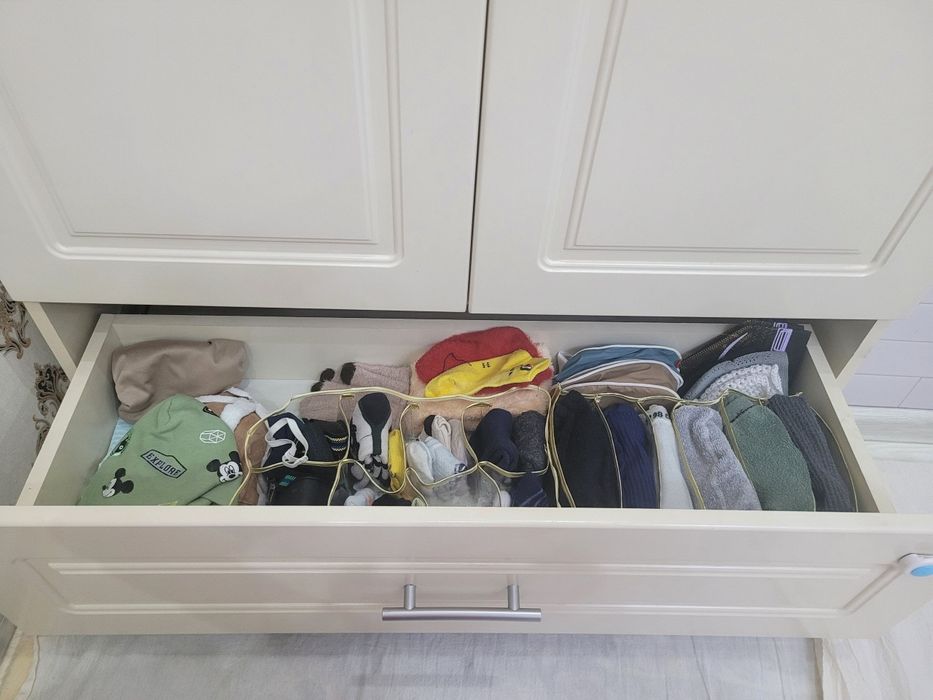 bolalar xonasi uchun shkaf