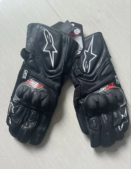 Кожени ръкавици Alpinestars GP-Pro и SP-8