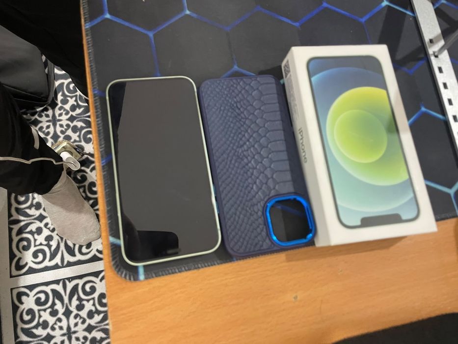 Iphone 12, 128 ГБ