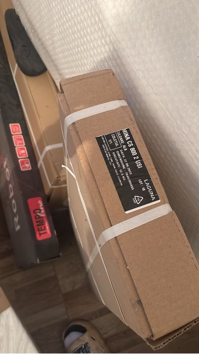 De vanzare mobila noua in cutie.