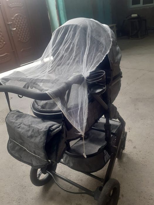 Коляска б/ у почти новая