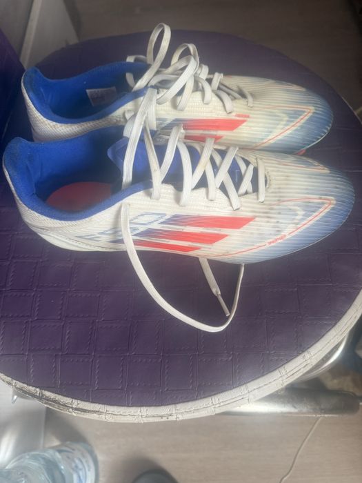 Vand ghete de fotbal