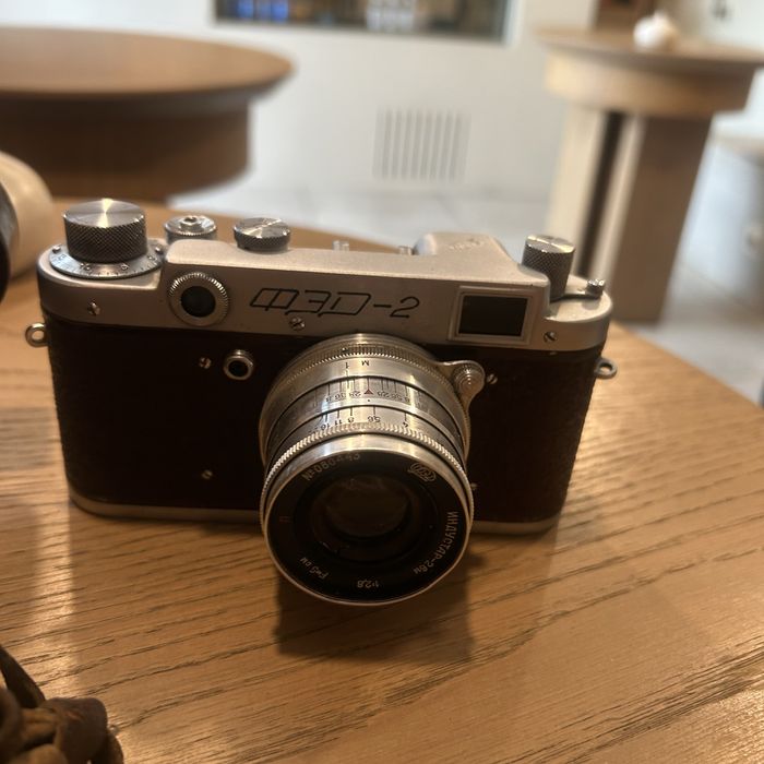 Фотопарат ФЭД -2 продам