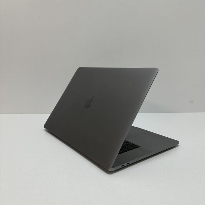 Macbook Pro 16 inch 2019 Radeon Pro 5300M \ GARANTIE \ iDROID