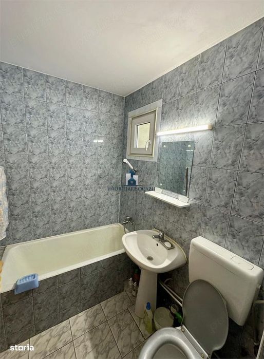 Apartament 3 Camere Semidecomandat Bd.Alexandru Obregia