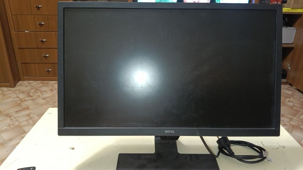 Манитор Benq  скорость отдачи 1мс