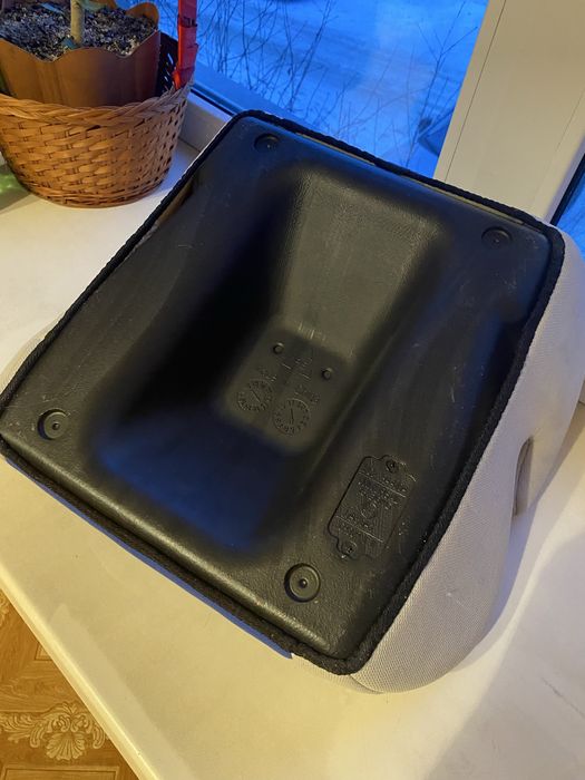 Продам бустер срочно