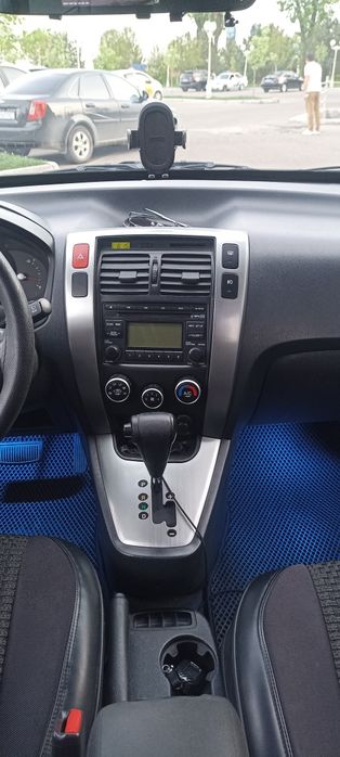 Hyundai Tucson 2 Л ( koreya )