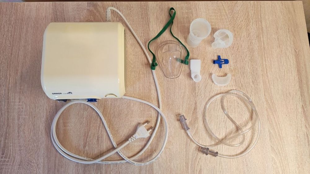 Ингалятор omron компрессионный для всех возрастов бу