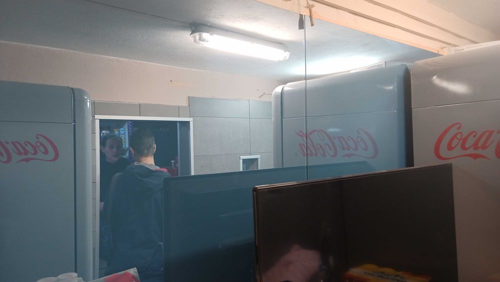 Дава се под наем Магазин в София, Център - 20 кв.м за 510 € - Снимка #4