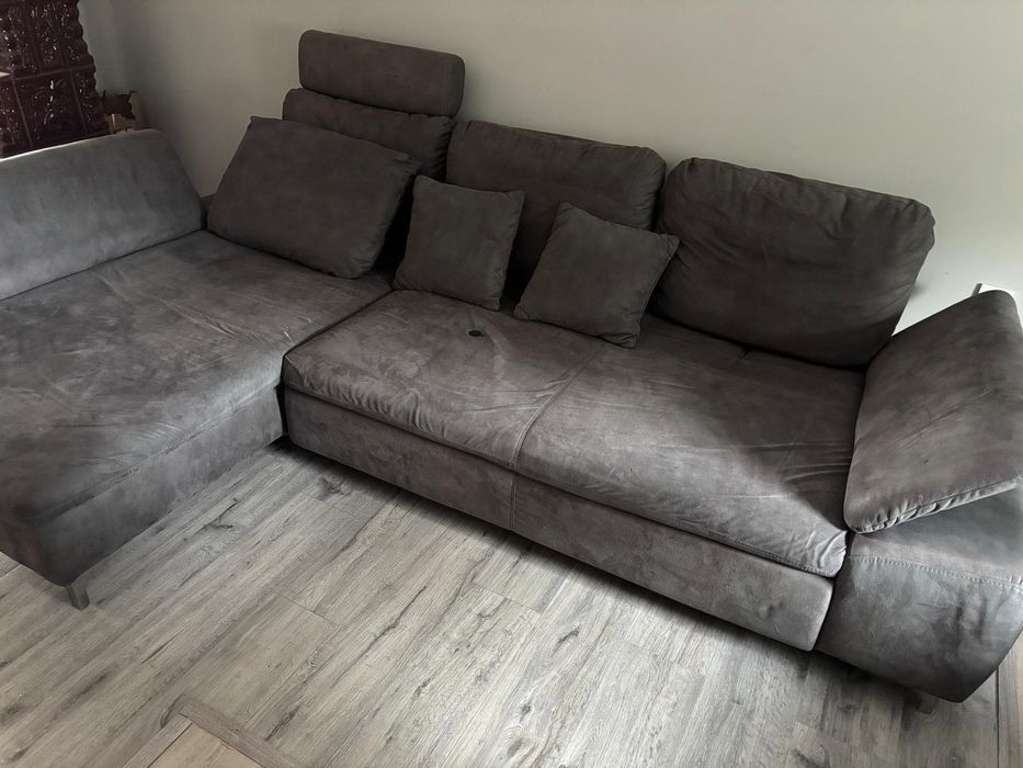 canapea tip colțar foarte încăpător