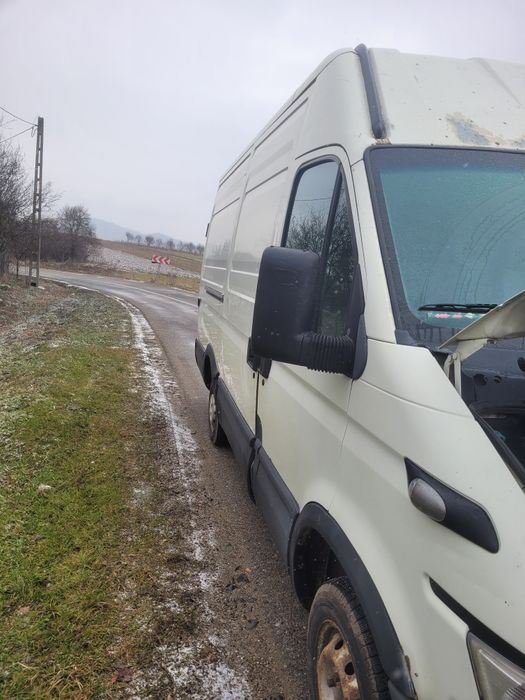 Vând iveco daily