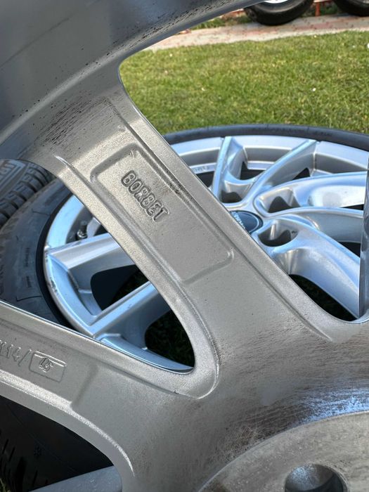 Roti/Jante BMW X1,X2(F48,F39) pe 17 cu cauciuc de iarna 205/60/17 2024