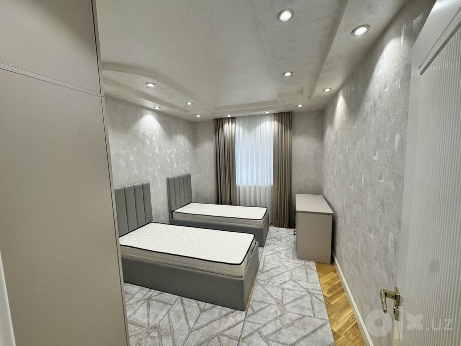 Банковская квартира метро Новза И-24,  4/3/4 140м² за мечетью Новза