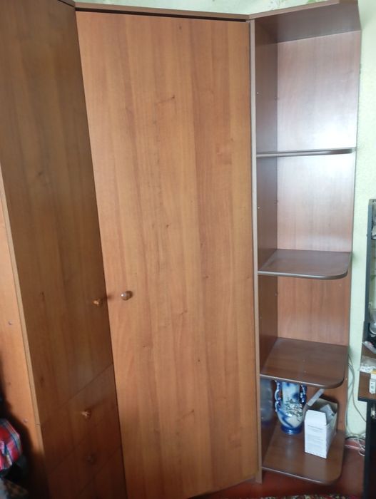 Продам шкаф в хорошем состоянии