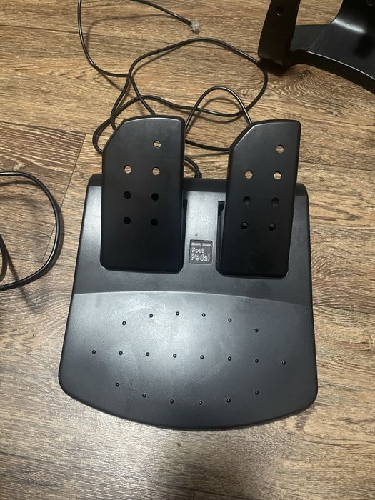 Игровой руль Sven gc-w700