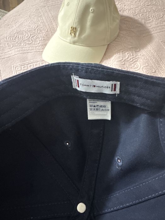 Продаю кепки оригинал Tommy Hilfiger