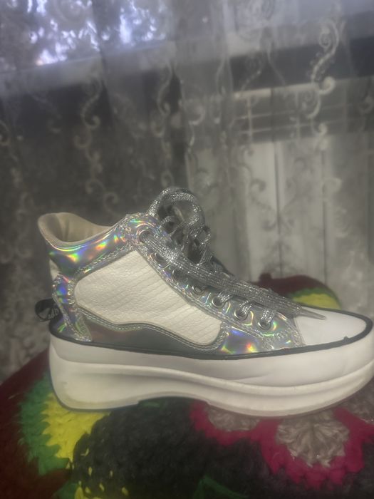 Продам сапоги и красовки