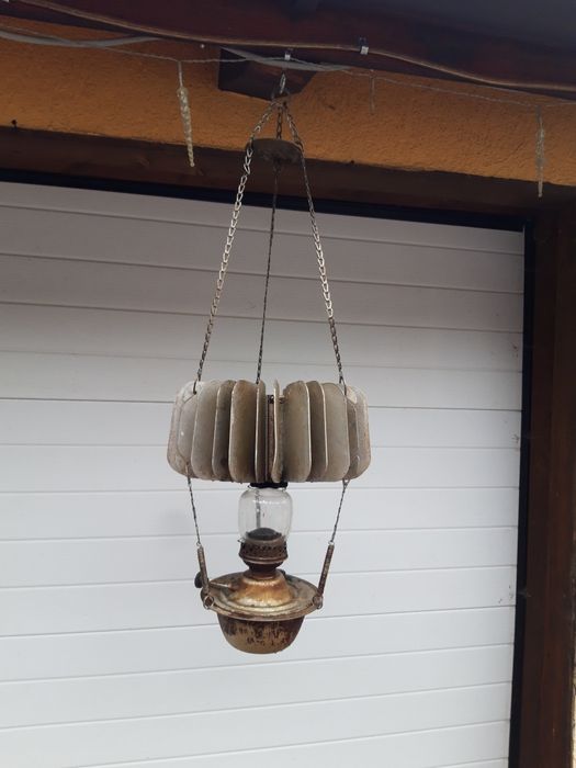 Lampă veche de colecție